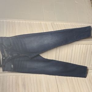 Kut from the Kloth size 14 toothpick skinny